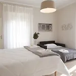 ゲストハウス Tocco Barocco - Locazioni Brevi - 3*